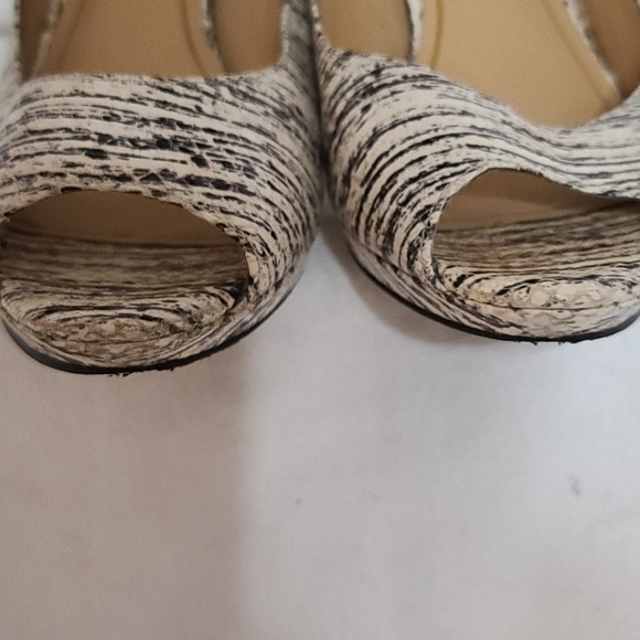 Enzo Angiolini peep toe pumps size 7 1/2 - Picture 6 of 12